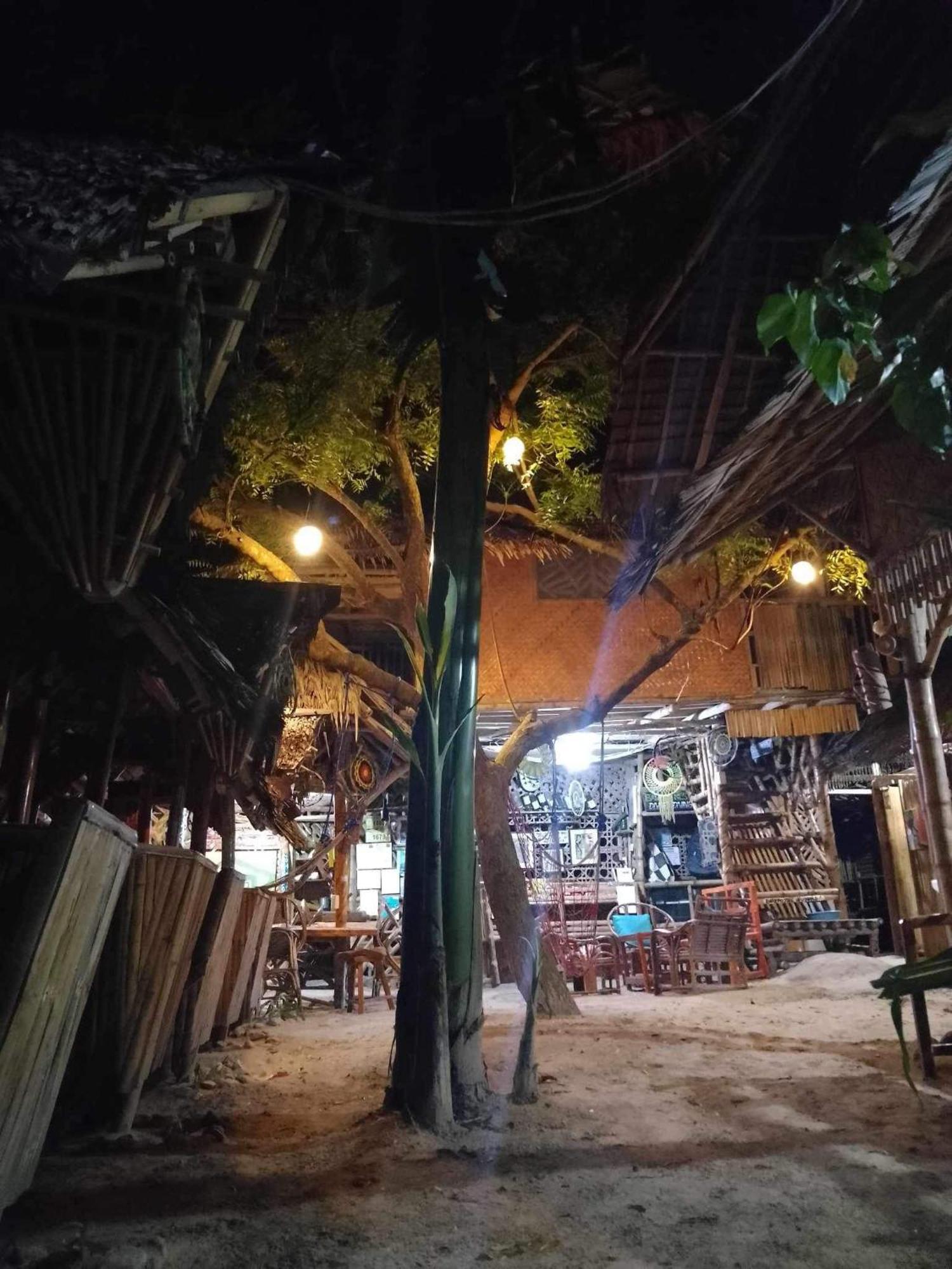 Bamboo Nest Beachfront Пуэрто-Принцеса Экстерьер фото